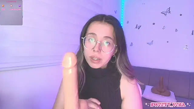 دردشة sweettvera الجنسية المباشرة