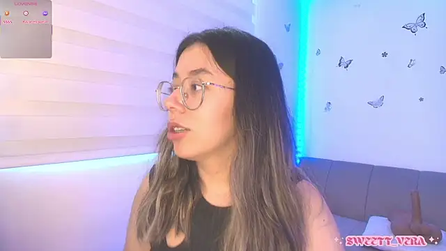 sweettvera Chat XXX live