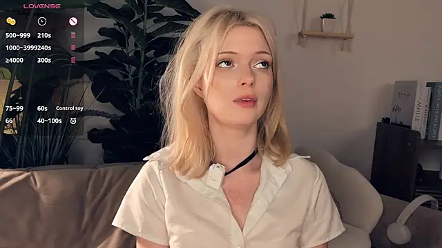 LaureMestler's Webcam Show