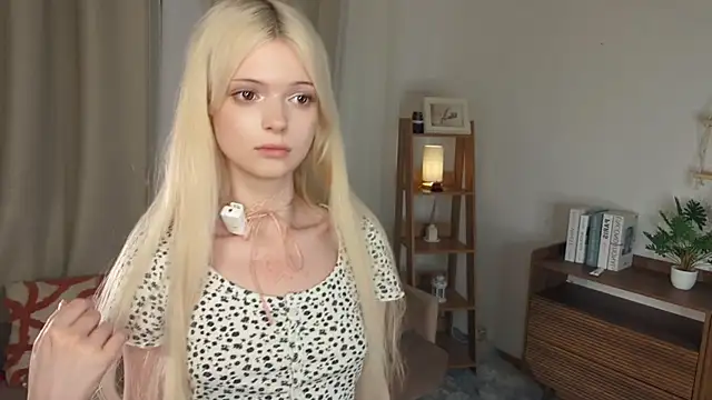 LaureMestler's Webcam Show