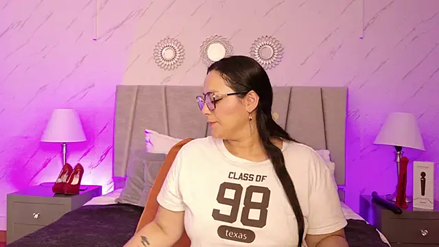 Czat XXX na żywo – Michell_Monet