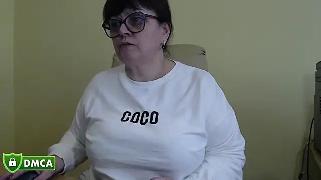 BrandiOhNight: вебкам-шоу