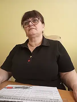 Živý XXX chat BrandiOhNight