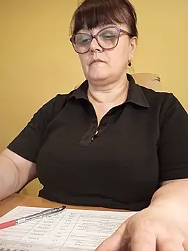 Chat +18 de BrandiOhNight ao vivo