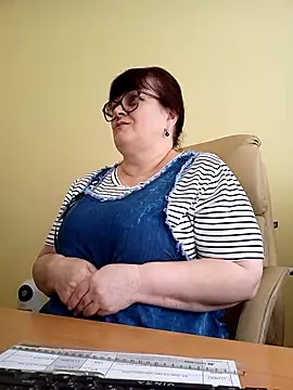 BrandiOhNight's Live XXX Chat