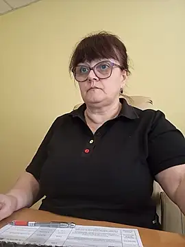 BrandiOhNight's Live XXX Chat