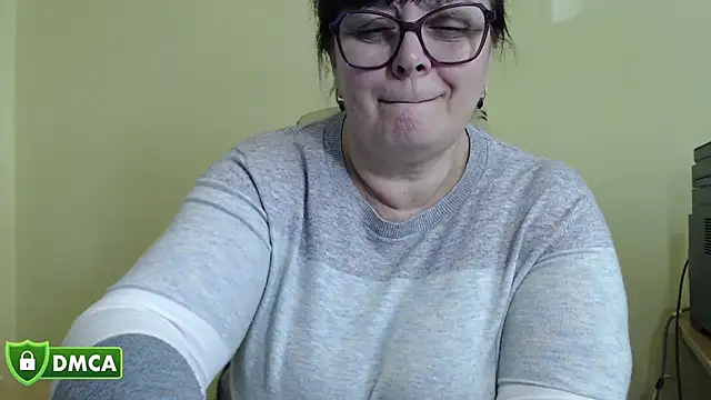 XXX chat uživo modela BrandiOhNight