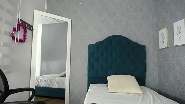Vic_Taylor's Live Chat Room