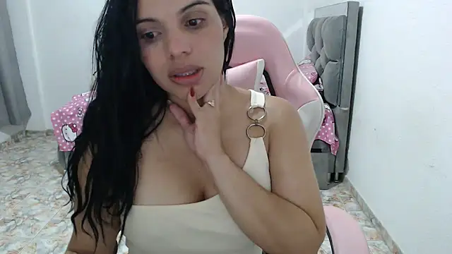 Anavalle's Live XXX Chat