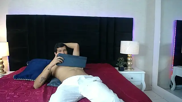 Dante_Hanna Chat XXX in diretta