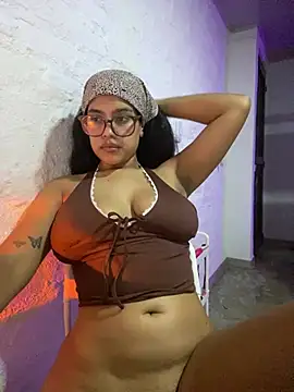 Kittybrown18n Live XXX chat
