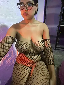Kittybrown18's Live XXX Chat
