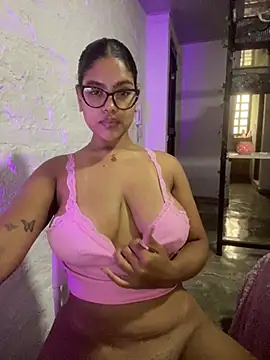 Kittybrown18 Live XXX-Chat