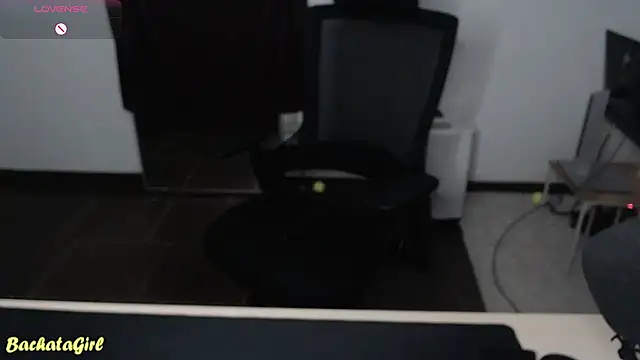 BachataGirl Webcam-Show