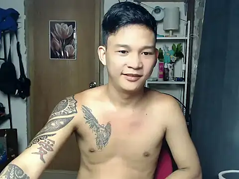 Show de asianmonstercock05 na webcam