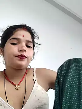 Chat +18 de Mahek_-Love143 ao vivo