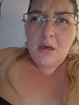 BellaMonella88 Webcam show