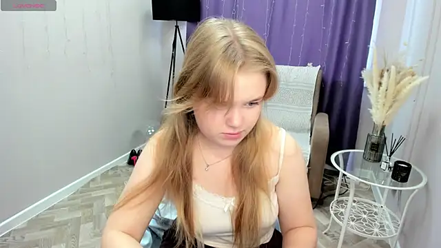 Melissa_199 Adlı Modelin Canlı XXX Sohbeti