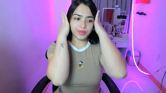 BubbbleButtDemi – webcam-show