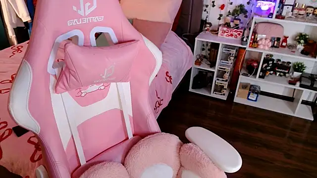 Ayla_Hicks' Webcam Show