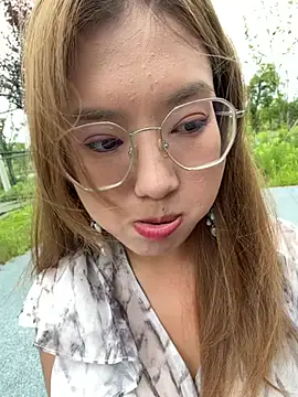 redrose520's Webcam Show