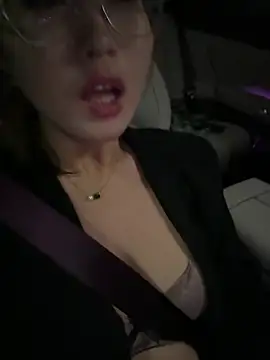 redrose520 Show in webcam