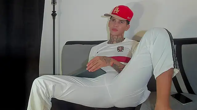 הופעת וובקאם של damian_xxxl