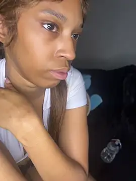 YeahhhitsBreezy's Webcam Show