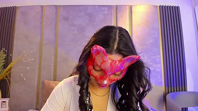 AriaBelles Show in webcam