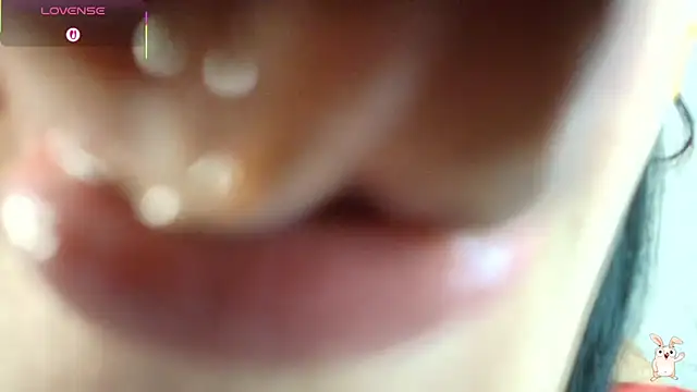 Hinata_21_'s Live Chat Room