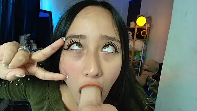 Hinata_21_'s Webcam Show