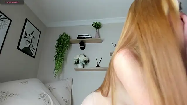 Chat XXX en directo de Red_FoxGirl