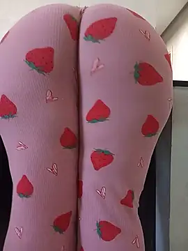 lily_sx Show in webcam
