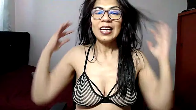 abrilsex23's Webcam Show