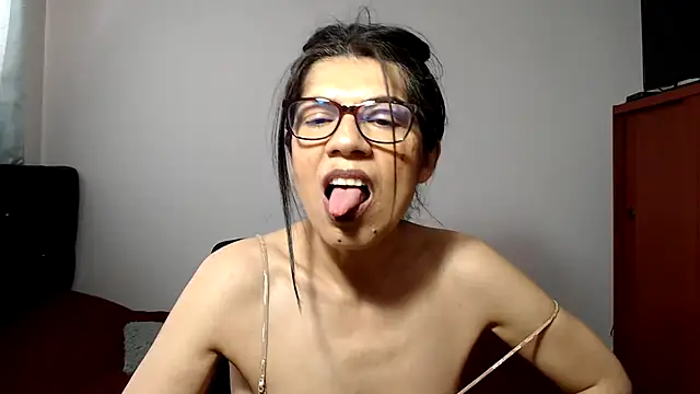 abrilsex23's Webcam Show