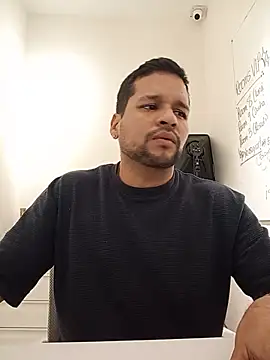 LucasGaeel Webcamshow