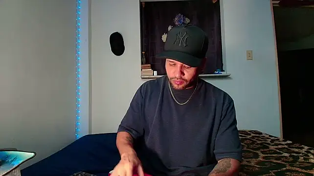 LucasGaeel Show Webcam