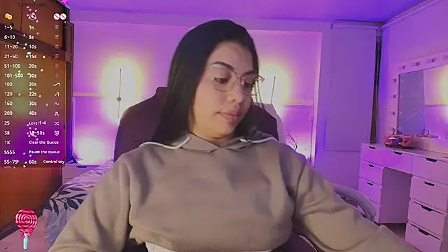 kloe28 Live XXX-Chat