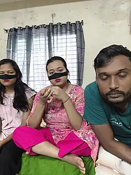PRIYA_KOLKATA webkamerás műsora
