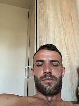 Big_Dick_Titan Pertunjukan Webcam