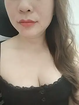 Chat XXX en directo de Cogai-nhutnhat