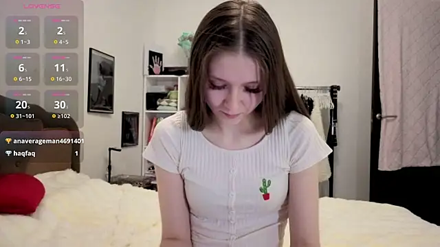 Denny_Yorgeritai Show in webcam