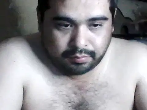 Show modela TUAMIGOLH na web-kameri
