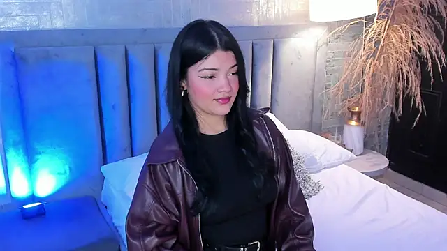 EmmaBlossom Adlı Modelin Canlı XXX Sohbeti