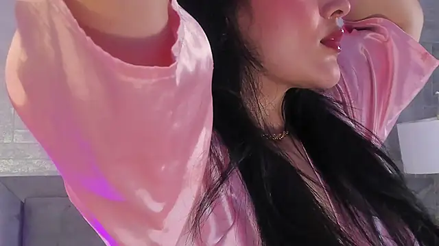 Chat XXX en directo de EmmaBlossom
