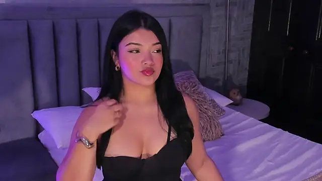 Chat +18 de EmmaBlossom ao vivo