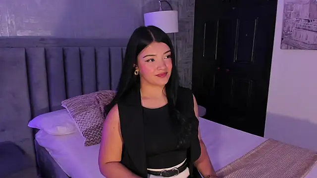 EmmaBlossom's Live XXX Chat