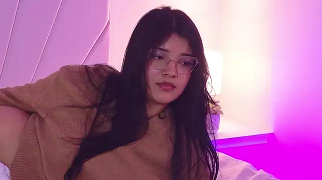 Chat +18 de EmmaBlossom ao vivo