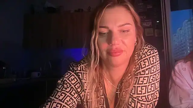 Živý XXX chat Moniraya