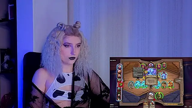 violet-siren-x Webcam Show